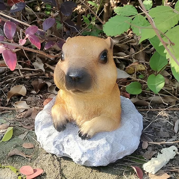 Garden Groundhog Statue, Tan Resin Wildlife Figurine, Rustic Outdoor Decoration, 5.2x5.2x5.2 Inches, Matte Finish