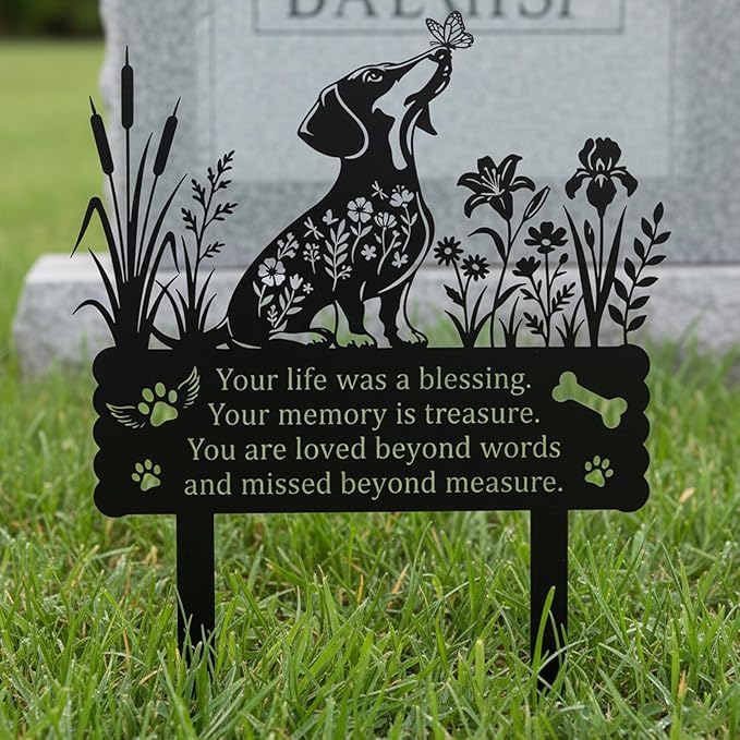 Rngmsi Pet Grave Markers Dog Outdoor, Dachshund Grave Markers for Cemetery, Metal Garden Stake Decorations for Memorial Loss Pet Decor for Outdoors Lawn Patio Outside Pathway(11 X 14 Inches)