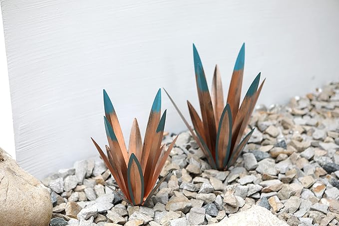 Homight Large Tequila Rustic Sculpture, Rustic Metal Agave Plants for Outdoor Patio Yard, Home Decor Hand Painted Metal Agave Garden Yard Statue, Outdoor Lawn Ornaments (2 Big 1 Small)