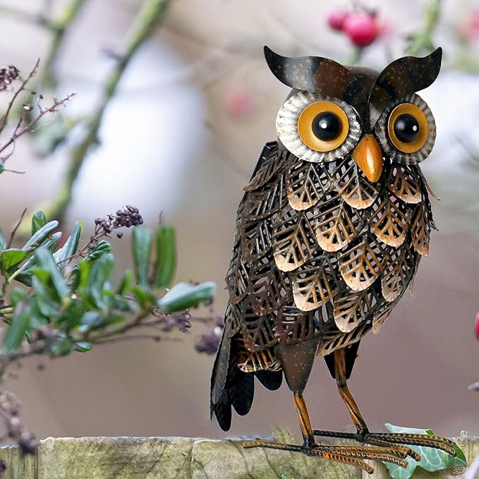 Shorayn Garden Statue Metal Owl Yard Art Outdoor Decor with Solar LED Lights for Patio Lawn Decoration Great Gifts