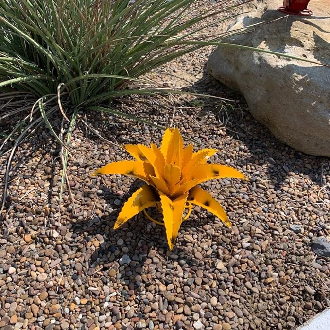 Mini Metal Agave (Yellow)