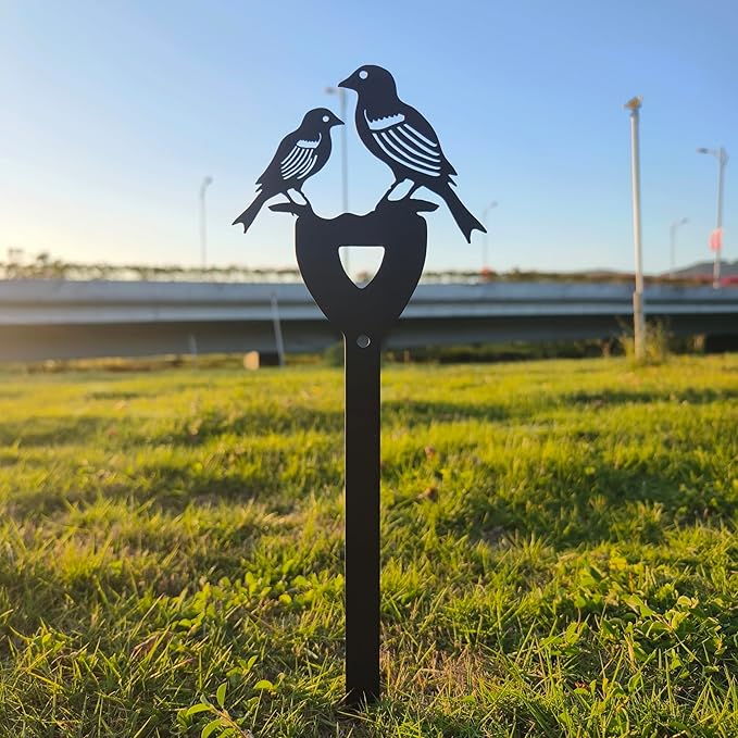 American Style Rural Garden Ornaments, Iron Art with Two Sparrows Accompanying Each Other, Flower and Ground Planting, Retro Courtyard Gardening Landscape Decoration (Black)