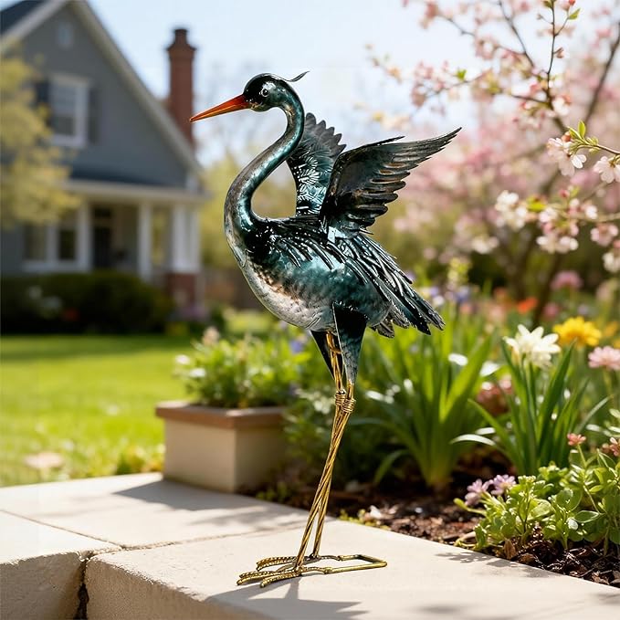 chisheen Crane Garden Statue Sculpture, Metal Heron Outdoor Decor, Yard Art Bird Decoy for Backyard Pond Patio Porch Lawn Decorations