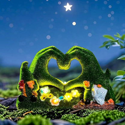 twinbling Garden Gnome Statue Heart-Shaped Moss Covered Outdoor Garden Decor Cute Gnomes Decorations for Home Patio Yard Balcony Lawn Decor Gifts for Mom Woman Grandma Dad