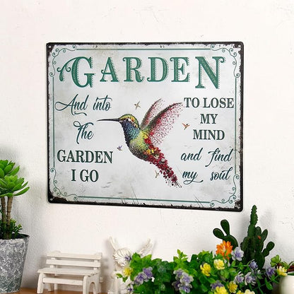 Bnesi Garden Signs for Outside Rustic Garden Home Outdoor Sign Decor Gift for Mothers Day, Grandmas Humming Bird Outside Sign Decoration Welcome Sign Patio Signs and Decor Outdoor (Green, Plant)