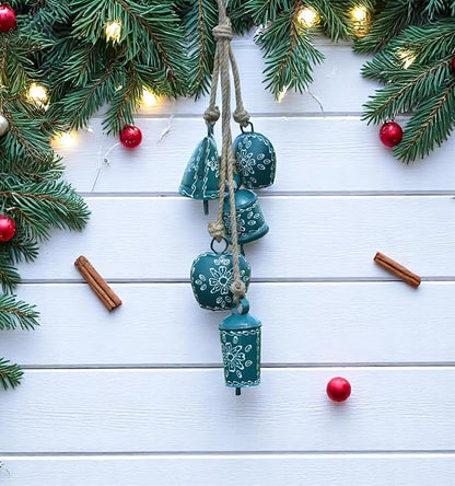 Rustic Cow Bell Wind Chime 25” - 5 Metal Hanging Bells for Christmas, Farmhouse, Porch, Entryway, Bohemian Garden Chime, Vintage Bell Garland, Antique Wind Chimes for Indoor & Outdoor (Green)