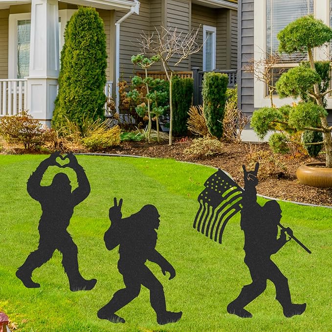 Bigfoot Decor Garden Stakes - 3 Pcs Metal Big Foot Statues Yard Art Ornaments Sasquatch Gifts Patio Lawn Pathway Decorations Black Figurine Silhouette Decorative Christmas Birthday Gift