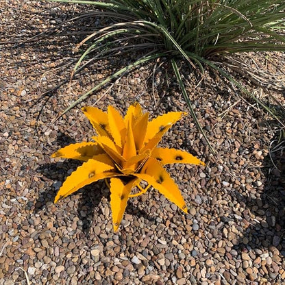 Mini Metal Agave (Yellow)