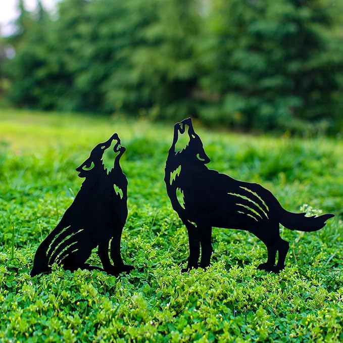 EZTZEN Wolf Metal Garden Stakes - Decorative Black Wolf Silhouette Statues for Outdoor Decor, Yard Art, Patio, Lawn Ornaments