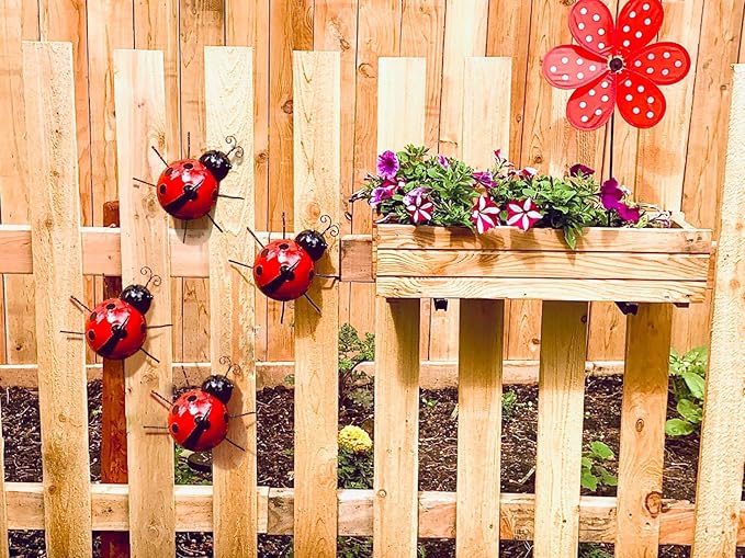 Gudui Metal Ladybugs Garden Wall Art Decor Cute Ladybugs Wall Sculptures & Statues Outdoor Decoration Yard Lawn Porch Fence Ornaments, Set of 4