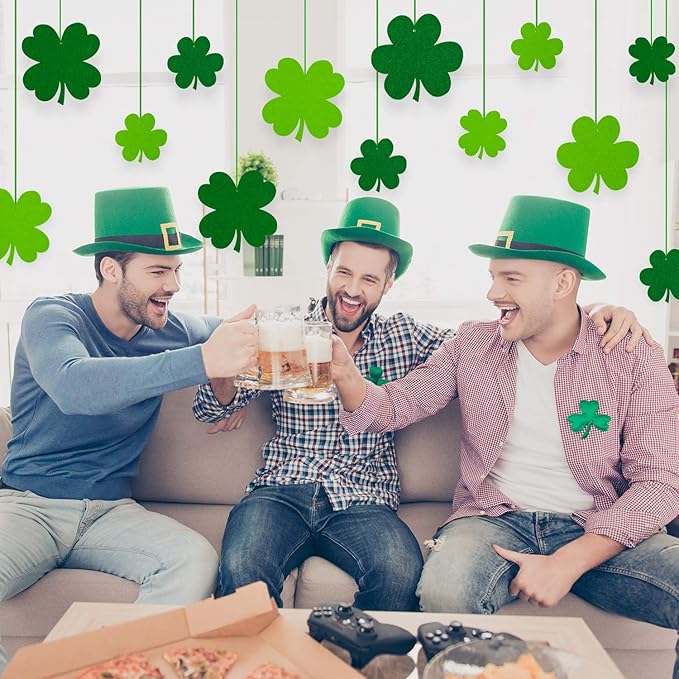 Whaline 24 Pcs Felt Hanging Shamrock St. Patrick's Day Lawn Decorations Indoor Outdoor Irish Clover Sign Decor for St. Patrick's Day Party Spring Holiday Ornaments