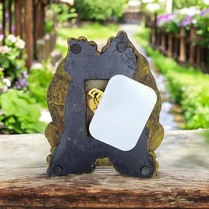 Gift Essentials Stocky Frog Decorative Garden Statue and Key Hider - Hides a Secret Extra Hidden Key Outside in Garden, Yard or Porch