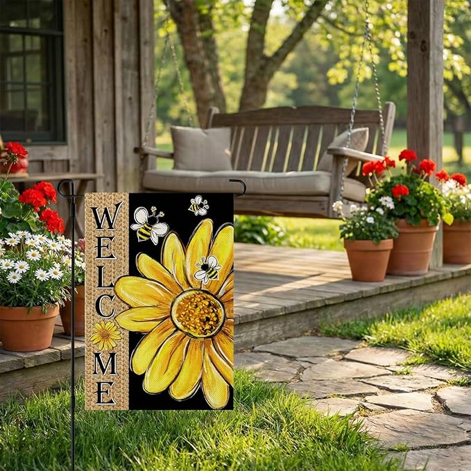 CROWNED BEAUTY Spring Summer Garden Flag Daisy Bee Welcome 12x18 Inch Double Sided Small Floral Summer Seasonal Holiday Decoration for Outdoor Lawn Yard