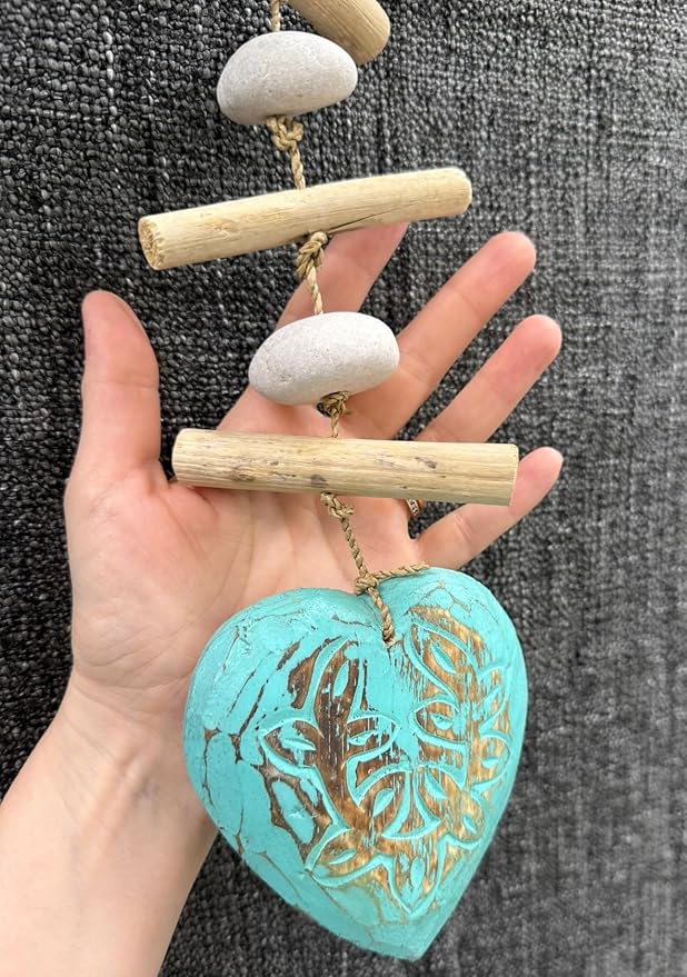 Heart Driftwood Hanging Coastal Decor - Beach Wood Stone Garland Indoor Outdoor Patio Garden Gift 15" Teal