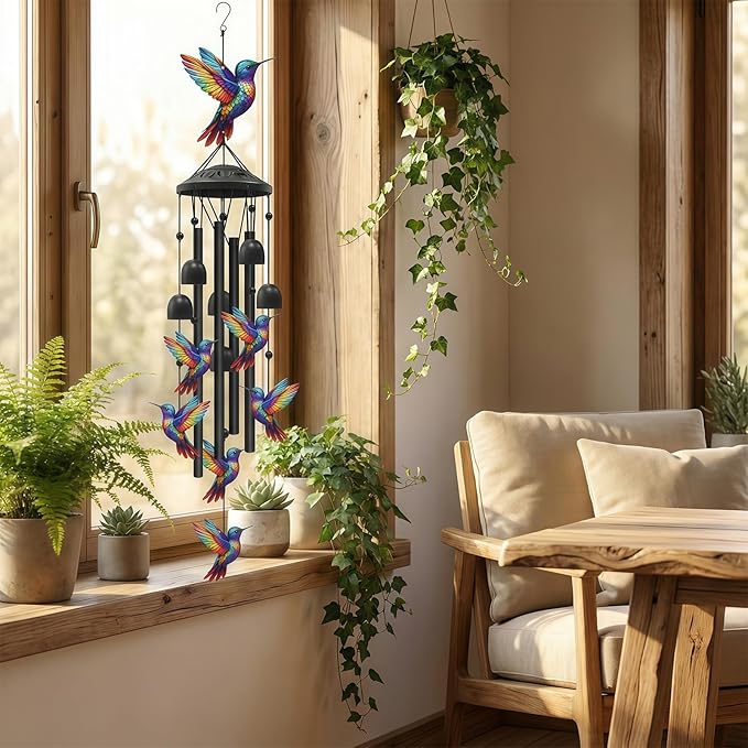 Outdoor Hummingbird Wind Chimes: Colorful Metal Commemorative Gifts of 7 Handmade Hummingbirds, Soothing Melodies in Gardens, Courtyards, and Terraces