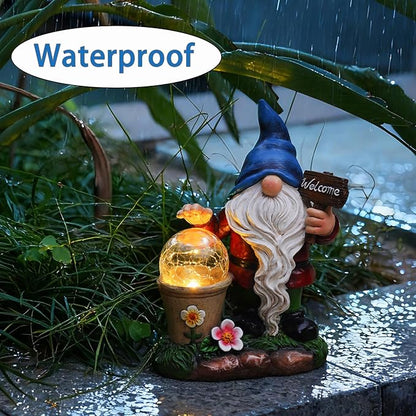 Cynkeyee Garden Gnome Outdoor Statue Decor - Solar Gnomes Figurine, Outdoor Gnome Decor, Gnomes Decorations for Yard with Solar Light, Gnome Sculptures for Patio Lawn Ornaments 6.5x4x8.5 Inch