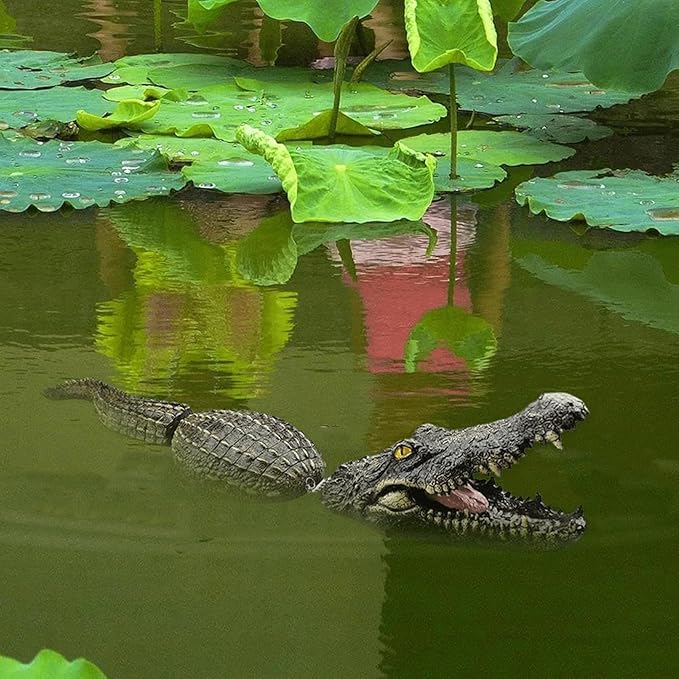 Garden Statues Floating Alligator Decoy for Pool Pond Floating Alligator Decoy Fake Gator Deterrent Outdoor Crocodile for Water Features Yard Ornaments Decor
