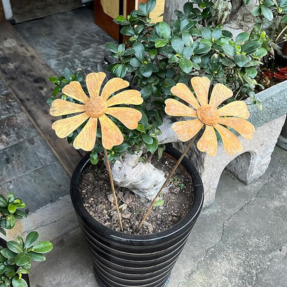 2 PCS Rustic Chamomile Garden Decor for Outside,Metal Flower Bed Decorations，Rusty Flower Art Spring Decor,Garden Stakes Decorative,Chamomile Outdoor Sculptures and Yard Art, Lawn Ornaments