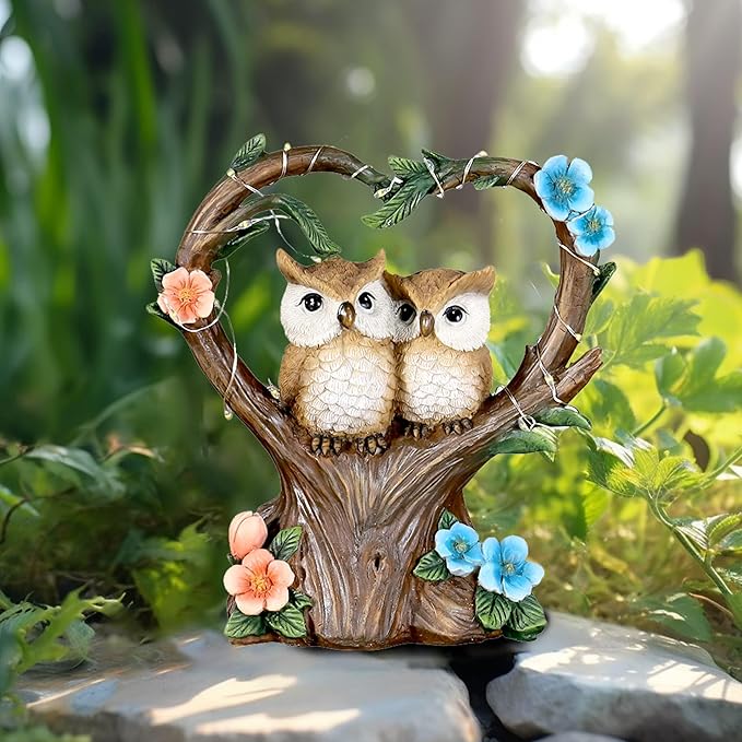 Owl Statue with Solar Lights Outdoor Decor, Resin Owls Figurines for Garden Patio Lawn Decorations, Christmas Birthday Gifts for Women Friends (7.6Inches)