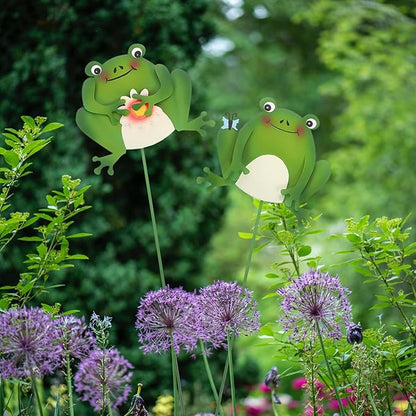 BESPORTBLE Decorative Garden Stakes, Metal Frogs Spring Outdoor Gardening Decor Signs, Outdoor Decorations for Patio Outside Yard Lawn 2Pcs