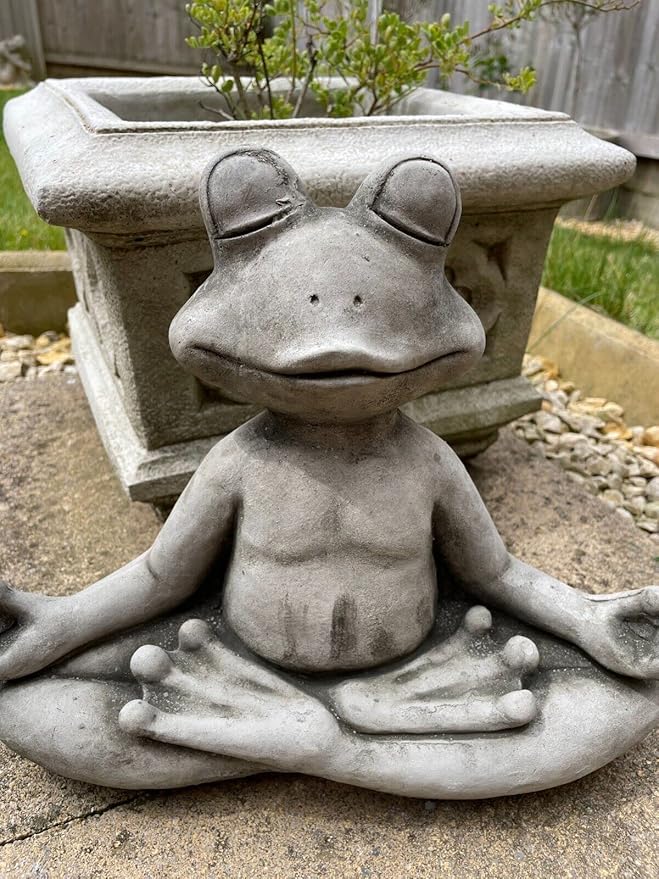 Meditating Frog Stone Garden Statue | Outdoor Animal Sculpture Toad Ornament Decor Decoration
