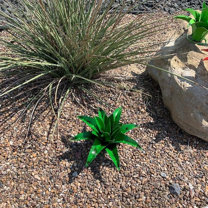Mini Metal Agave (Green)