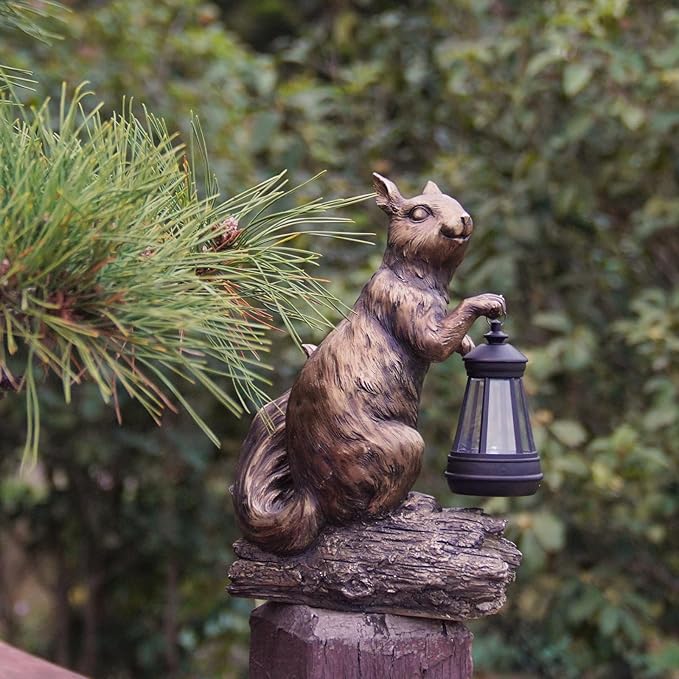 DiliComing Solar Garden Decor Outdoor Statues - Resin Cute Animal Solar Powered LED Garden Light Porcelain Squirrel Decor Yard Decorations Outdoor 8.5 * 4.5 * 11.25 Inch