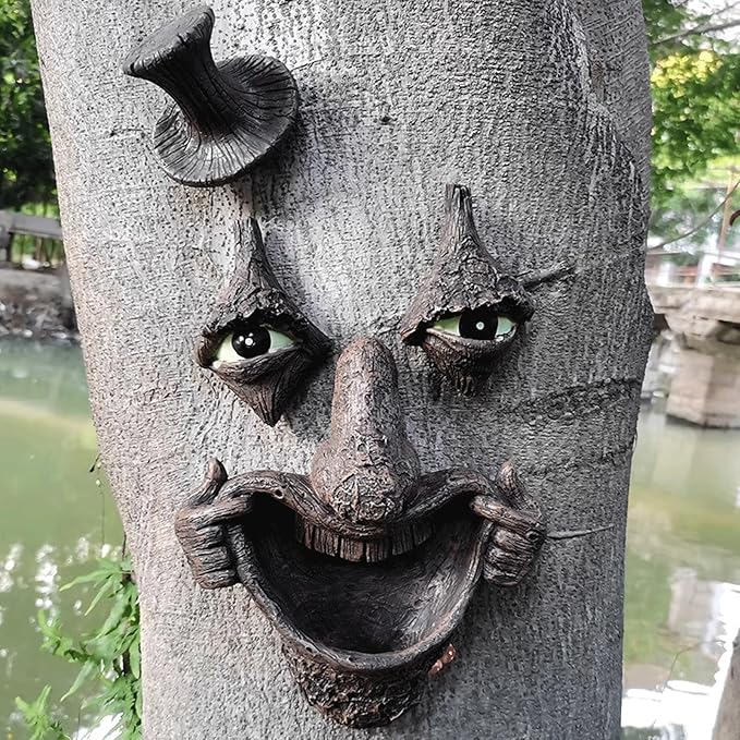 Garden Statues Tree Faces Decor Funny Outdoor Whimsical Statues Garden Hugger Ghost Face Sculpture for Yard Art Decoration Yard Ornaments Decor