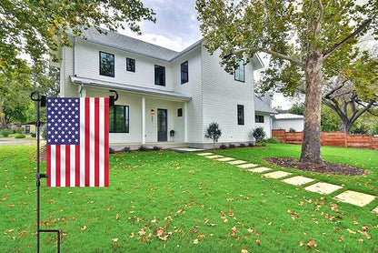 Garden Flag Stand-Holder-Pole with Flag Stopper and Clip Waterproof Powder-Coated Paint for House Flags,Decorative Yard Seasonal Flags