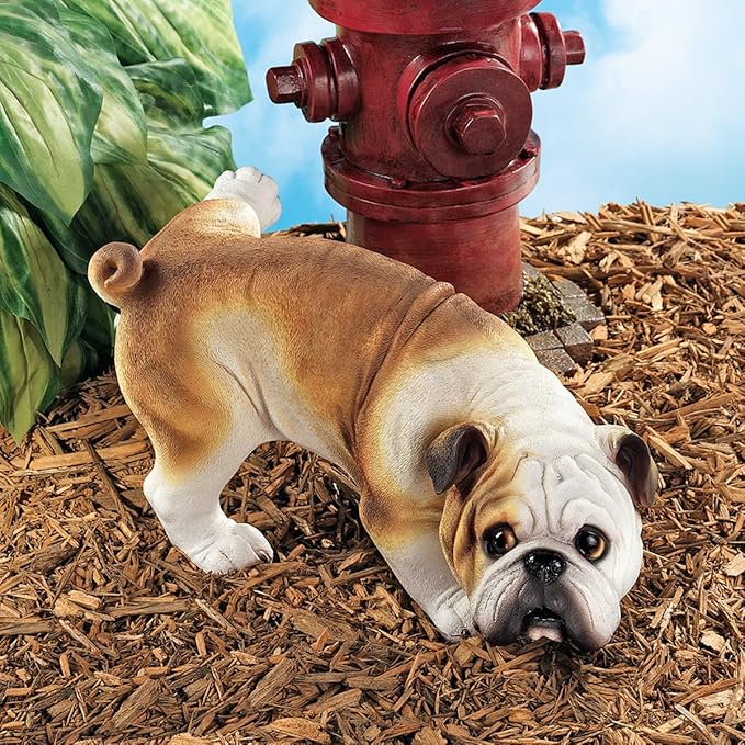 Design Toscano Dog Gone Bad Peeing Bulldog Statue QL6324