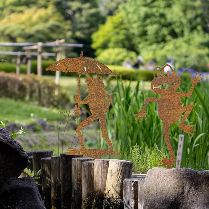 2 Pcs Rusty Metal Frog Decorative Garden Stakes, Gifts for Women/Men/Lovers Gifts, Metal Garden Stakes Decorative for Yard Art Outside Patio, Lawn Outdoor Decor