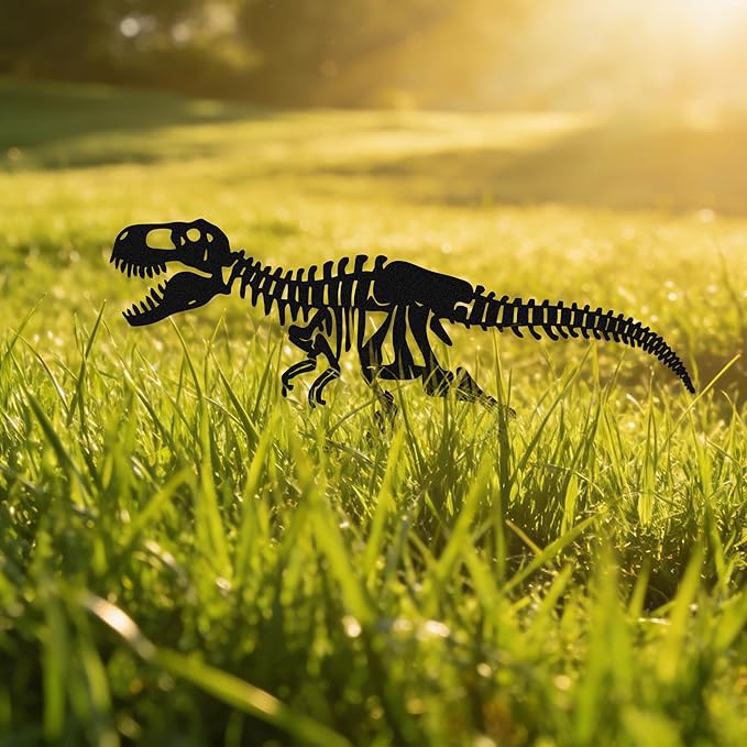 Metal Dinosaur Skeleton Garden Stake – Outdoor Dinosaur Fossil Statue for Yard and Garden Decor, Black Iron Decorative Lawn & Patio Stake