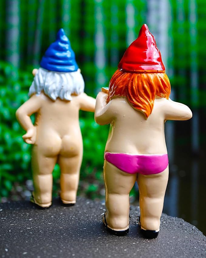 Leverse 2 PCS Garden Gnomes, 4.7 Inch Outdoor Statues, Funny Garden Gnomes Decorations for Yard, Lawn, Patio, Unique Home Decor Gifts for Woman, Man, Easter, Halloween, Christmas, Housewarming