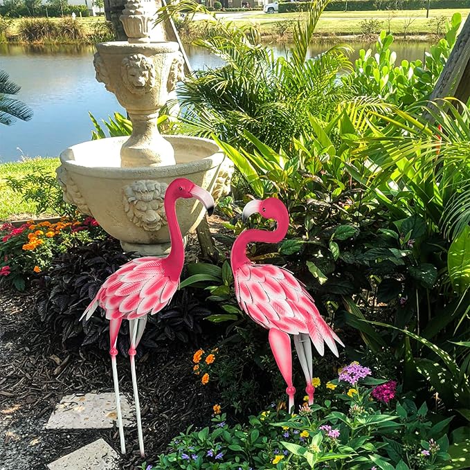 Set of 2 Pink Flamingo Outdoor Statues, Metal Yard Flamingo for Garden Patio Lawn Backyard Decorations
