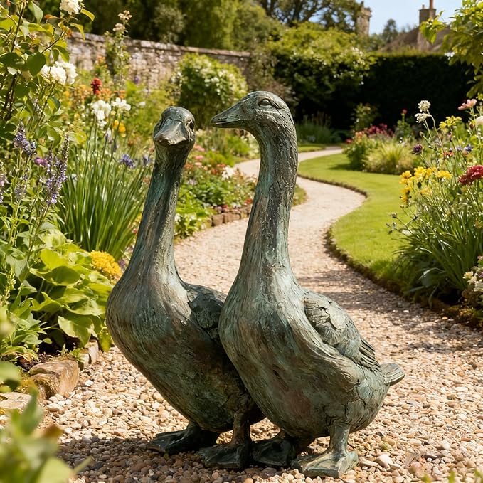 DiliComing Porch Goose Statue Set - Large Resin Outdoor Garden Decor, 17 inch Lawn Goose Sculptures Couple, Front Porch Decor Yard Art