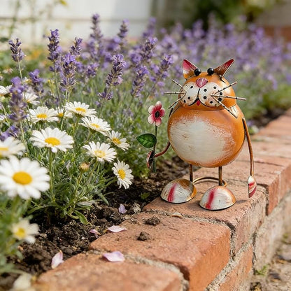 Rustic Cat-Shaped Iron Statue – Colorful Metal Animal Figurine for Indoor & Outdoor, Small 3D Iron Garden/Tabletop Decor, for Home Patio
