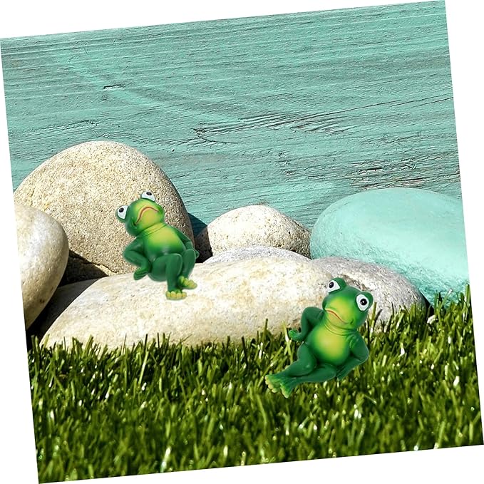 Milisten Adorable Resin Frog Statue for Garden Decor Weather-Resistant Frog Ornament Compact for Use Unique Garden Decoration