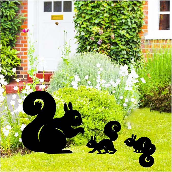 Squirrel Metal Garden Stakes Decorative Squirrel Gifts for Women/Men,Black Silhouette Statues for Yard Art,Outdoor Decor,Outside,Patio,Lawn Ornaments,Garden Decorations