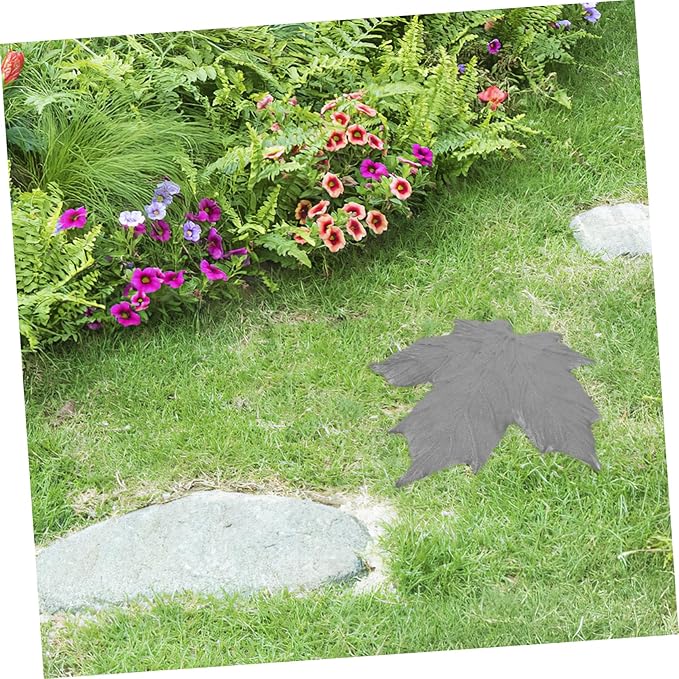 VICASKY Stepping Stone Maple Leaf Decor Durable Outdoor Pathway Ornament for Garden Walkway for Lawn and Decoration