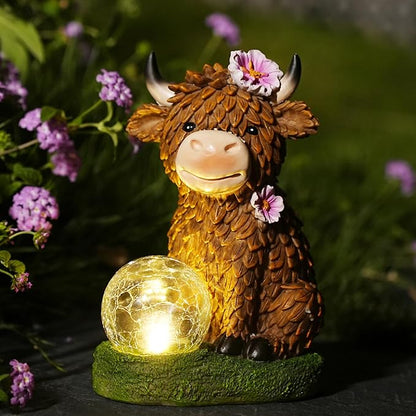 Garden Highland Cow Statue Solar Outdoor Decor with Glass Ball Highland Cow Decor Unique Gifts for Women Mom,Highland Cows Figurine for Yard Garden Patio Lawn Ornaments