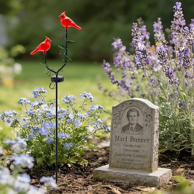 Cardinal Solar Garden Stake Lights Outdoor Decor, Red Cardinal Solar Lights for Outside,Christmas Grave Decorations for Patio Yard Porch Pathway Lawn Ornaments, Memorial Gifts for Women