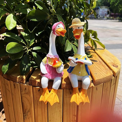 Handside Garden Statues Couple Animal Cartoon Resin Cute Sitting Sculpture Goose Lovers Figurine Gift for Wedding Art Décor for Yard Home Patio and Office (Goose)