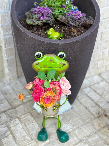 GERSON Frog Garden Figurine Metal Statue with Planter Tall Rustic Indoor Outdoor Patio Porch Decor 20"" H (Girl)