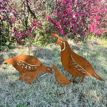 4pcs Rusty Iron Quail Family Garden Craft Set - Metal Quail Parent & Chicks Sculptures, Outdoor Decoration for Spring Garden Landscape, Lawn & Flower Beds - Metal Quail Family Art