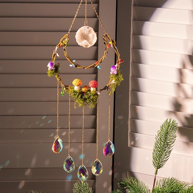Mushroom Sun Catcher for Window Garden Decor - Mushroom Home Decor Piece with Healing Amethyst Metal Crystal Hanging Indoor Suncatcher Outdoor Wall Rainbow Maker Perfect Handmade Ornaments for House