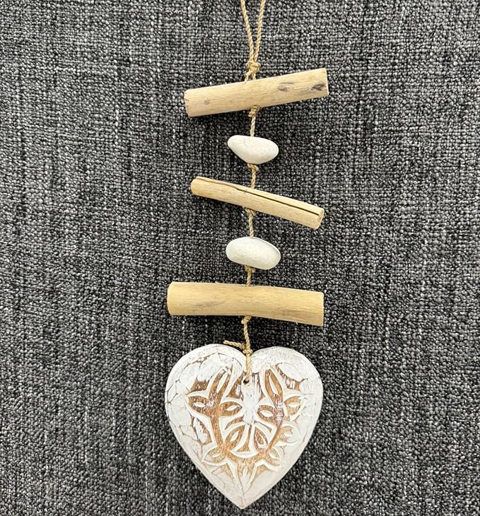 Heart Driftwood Hanging Coastal Decor - Beach Wood Stone Garland Indoor Outdoor Patio Garden Gift 15" White