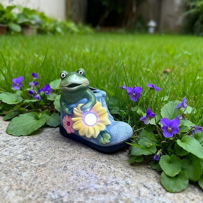WYQF501 Frog Solar Light Garden Decor- Waterproof Outdoor Design with LED Light, Funny Frog Statue Gifts for Women Mother's Day Housewarming Gift