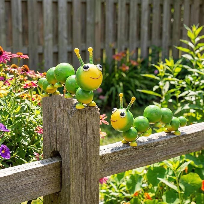 Metal Caterpillar Statue Yard Art Garden Decor, 2 Pack Handcrafted Cute Caterpillar Ornaments for Outside Fence Patio Lawn Garden Courtyard,Gift for Family,Friends,Garden Lovers (Green)