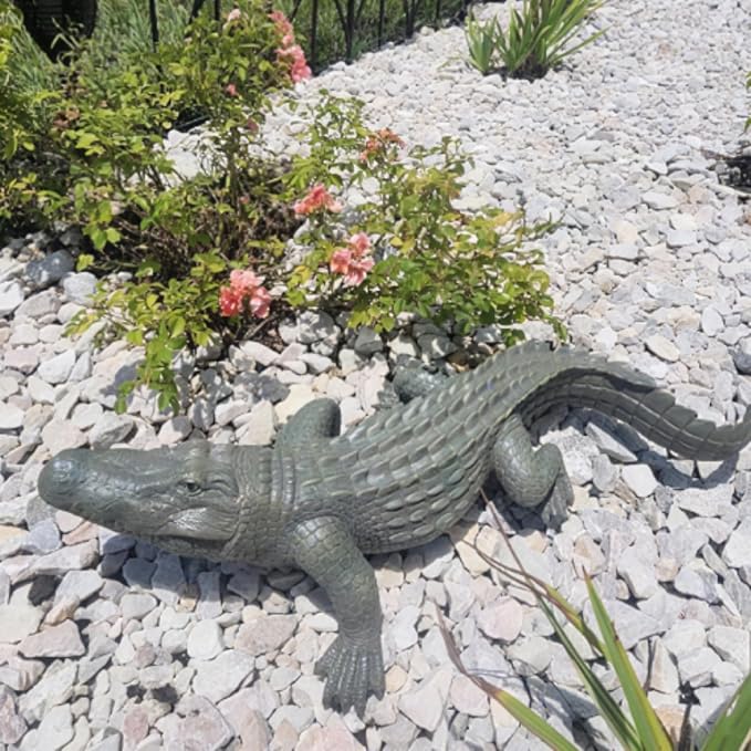 DiliComing Swamp Alligator Garden Statue - 28 Inch Realistic Crocodile Sculpture for Lawn Ornament Stalking Alligator Decor for Yard Gifts for Father 28 x 12 x 6 Inch