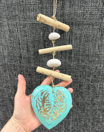 Heart Driftwood Hanging Coastal Decor - Beach Wood Stone Garland Indoor Outdoor Patio Garden Gift 15" Teal